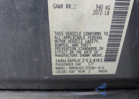 2018 Nissan Altima 2.5/S/Sv/Sl/Sr z USA, uszkodzony, nr VIN 1N4AL3AP6JC251491